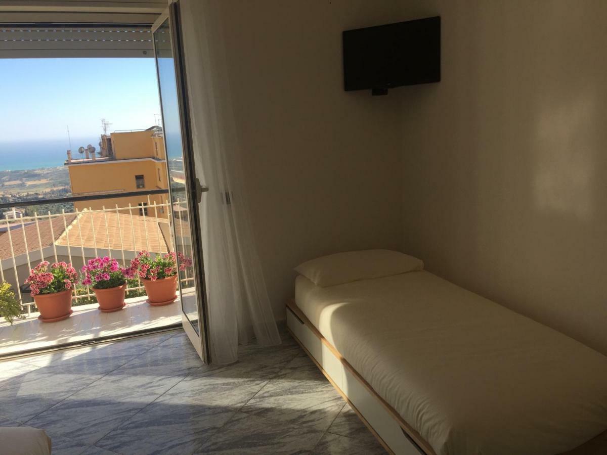 La Salida Del Sol Bed and Breakfast Agrigento Exteriör bild